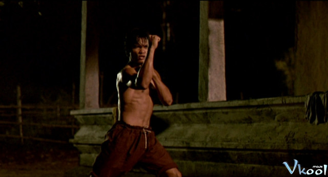 Xem Phim Truy Tìm Tượng Phật 1 - Ong Bak 1: The Thai Warrior - Vkool.Net - Ảnh 3