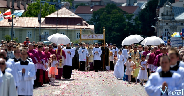 Xem Phim Đồng Hành: Cùng Vượt Qua Sang Chấn - Procession - Vkool.Net - Ảnh 3