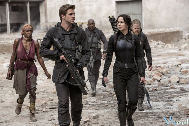 Xem Phim Húng Nhại Phần 1 - The Hunger Games: Mockingjay - Part 1 - Vkool.Net - Ảnh 2