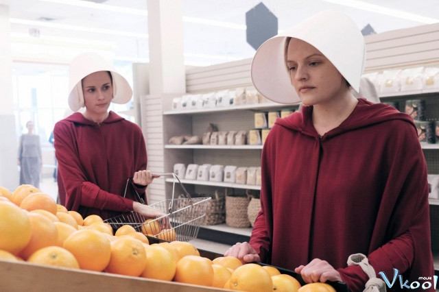 Xem Phim Chuyện Người Hầu Gái 1 - The Handmaid's Tale Season 1 - Vkool.Net - Ảnh 4