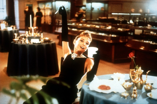 Xem Phim Bữa Sáng Ở Tiffany - Breakfast At Tiffany's - Vkool.Net - Ảnh 3