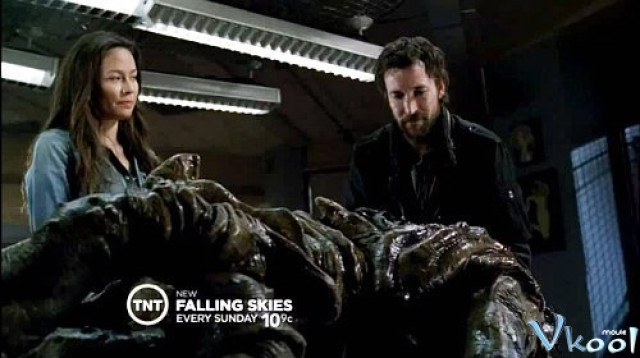 Xem Phim Aliens Tấn Công Trái Đất - Falling Skies First Season - Vkool.Net - Ảnh 3