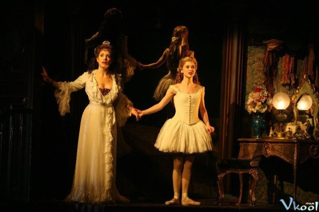 Xem Phim Bóng Ma Nhà Hát Cổ - The Phantom Of The Opera - Vkool.Net - Ảnh 5
