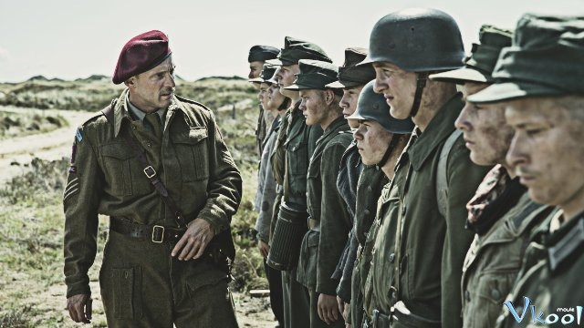 Xem Phim Vùng Đất Bom Mìn - Land Of Mine - Vkool.Net - Ảnh 4