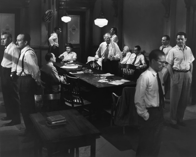 Xem Phim 12 Người Đàn Ông Giận Dữ - 12 Angry Men - Vkool.Net - Ảnh 2